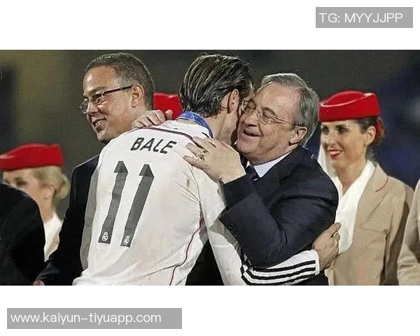 皇马球迷指责弗洛伦蒂诺独裁管理才是球队问题根源 皇马球迷指责弗洛伦蒂诺独裁管理才是球队问题根源